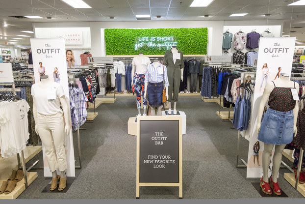 outfit bar display at kohl's