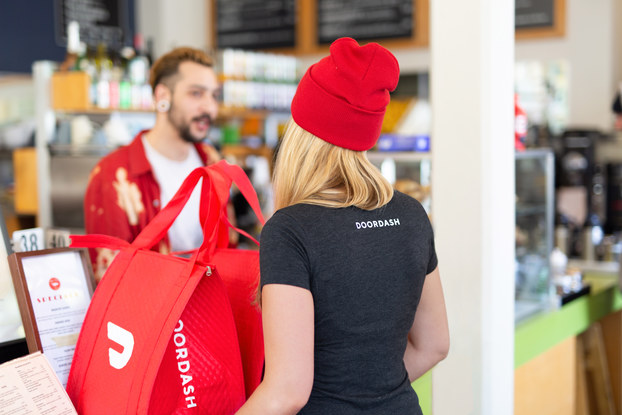 doordash dasher picking up order