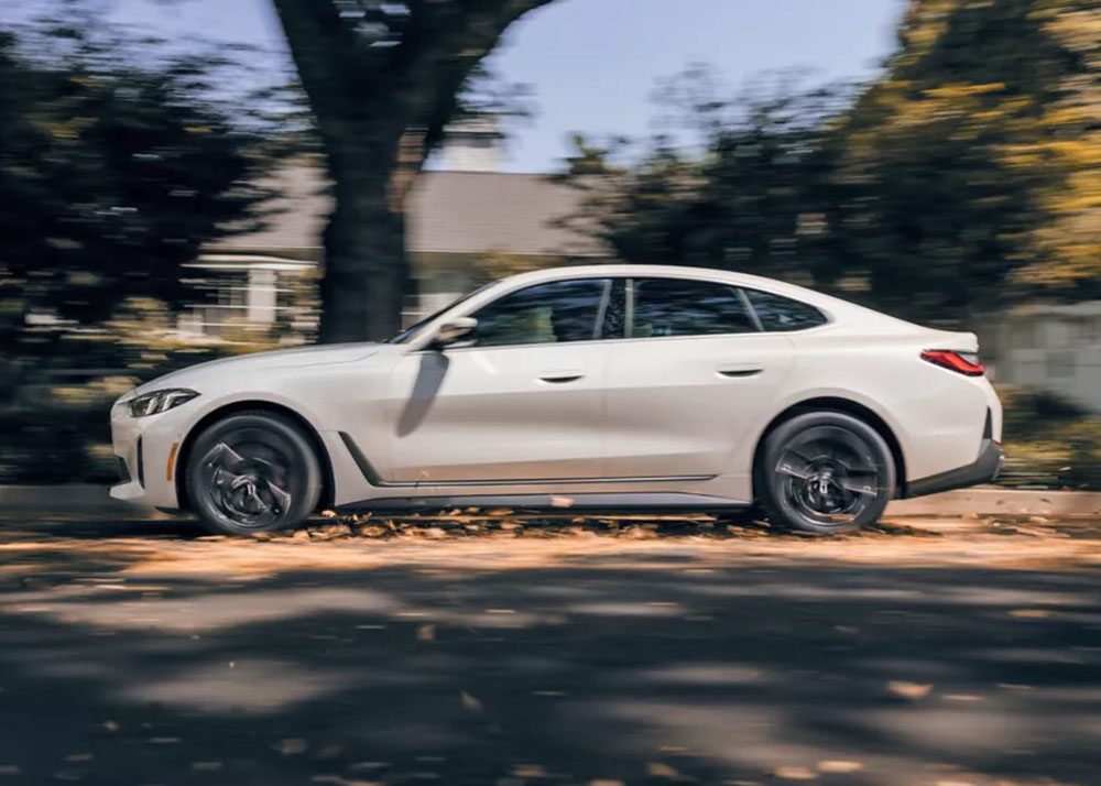 2025 BMW i4 Performance