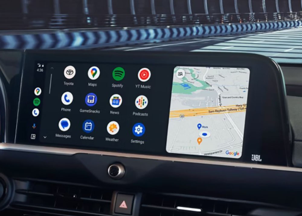 2025 Toyota Crown Signia Technology Features