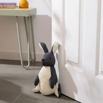 Topes de puerta y cortavientos