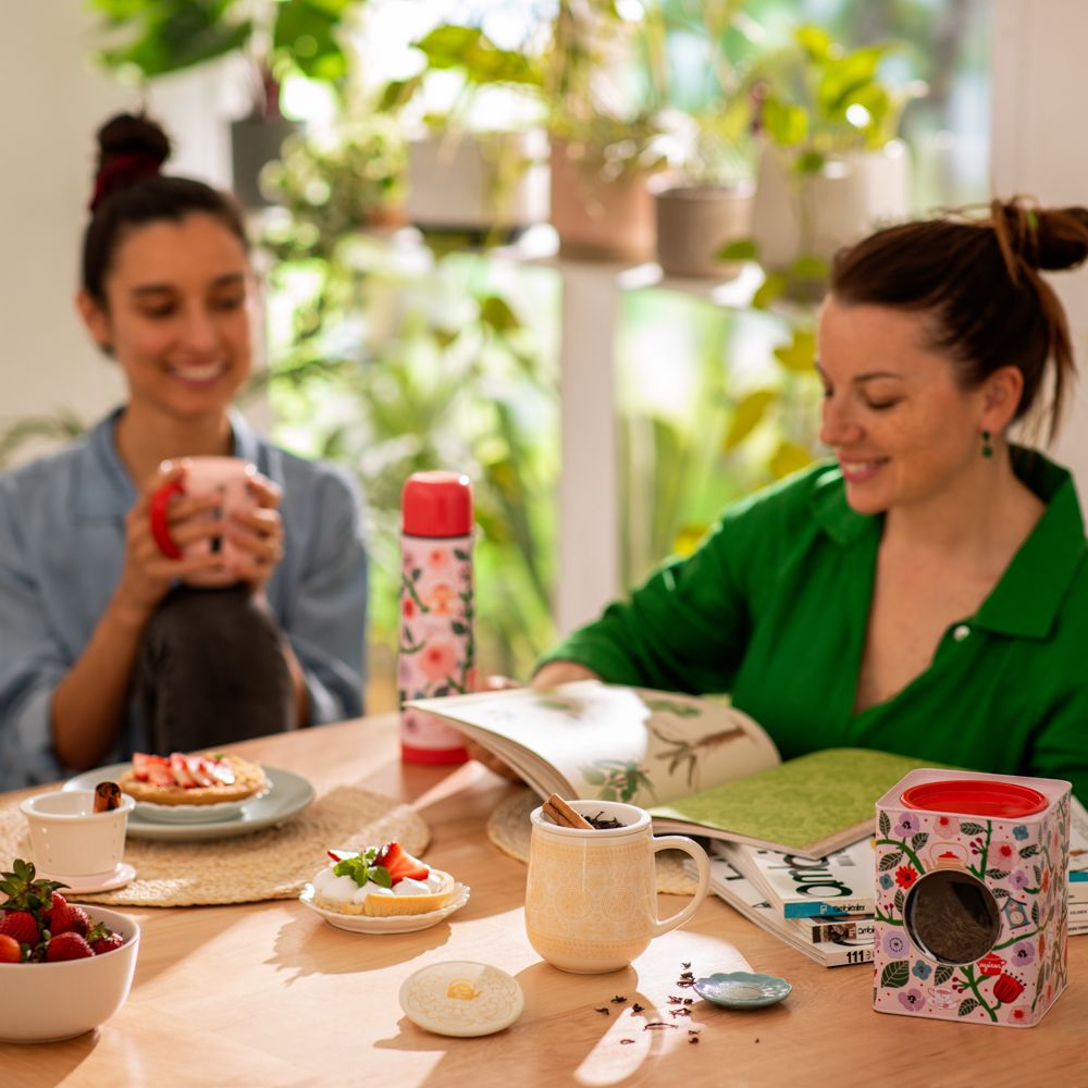 Taza de cerámica con infusor y tapa 400 ml