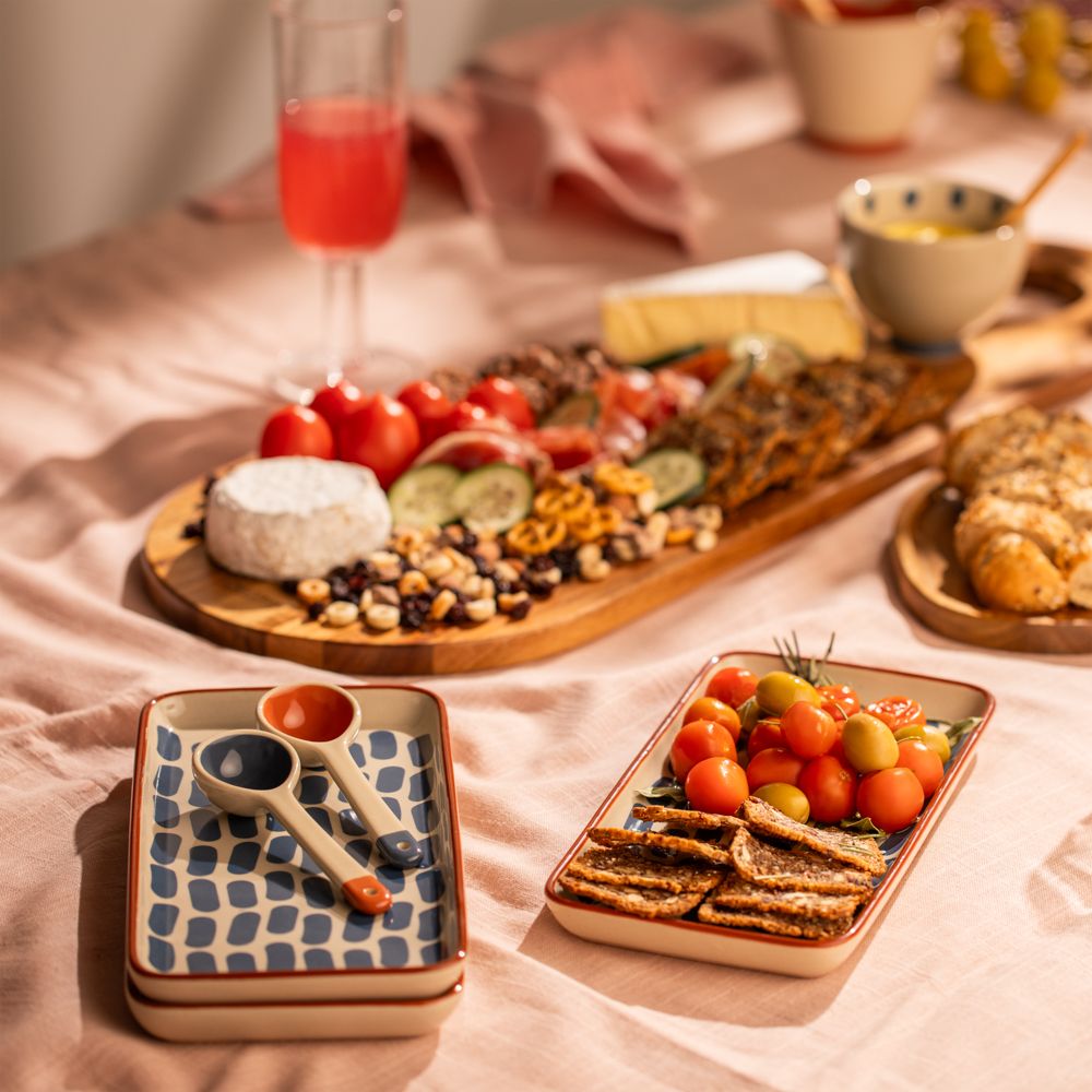 Plato rectangular de cerámica para coctel 11.7x22.8x2 cm