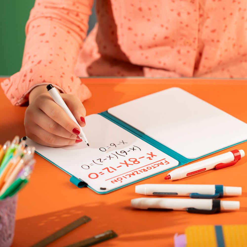 Pizarra portatil con marcador