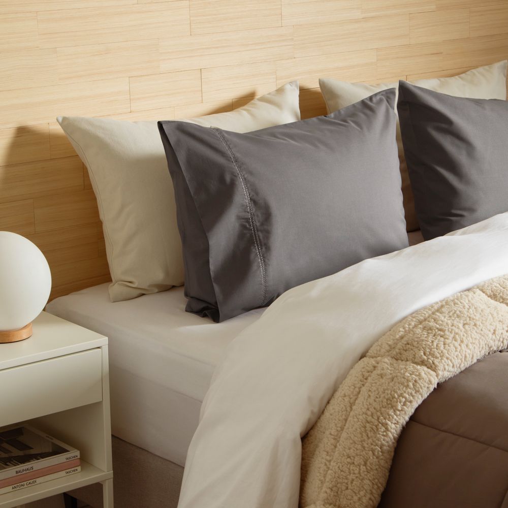 Funda almohada algodón-poliéster liso 144 hilos 50x70 cm