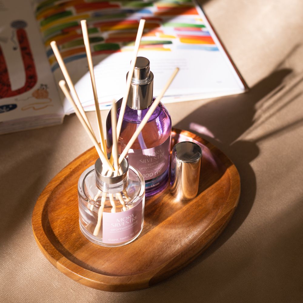 Botella con Varitas Aromáticas Mora Silvestre 50 ml