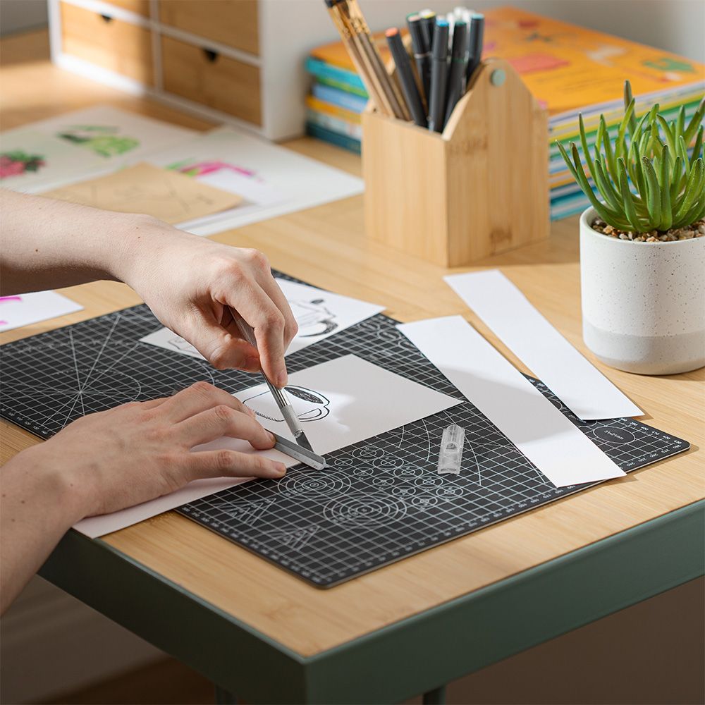 Plantilla de Corte con Cortador 45x0.3x30 cm