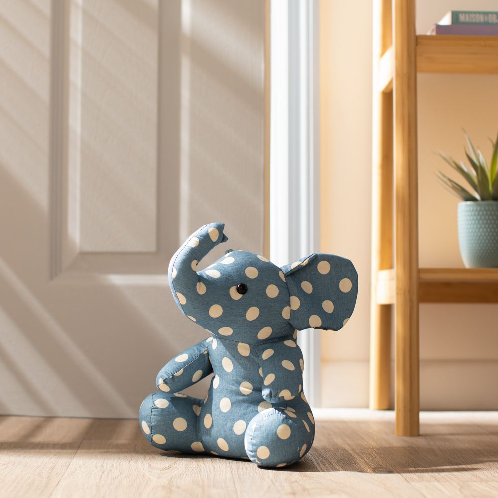 Tope de puerta de animal