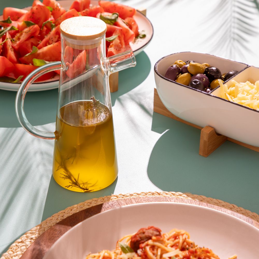 Aceitero con tapa de madera