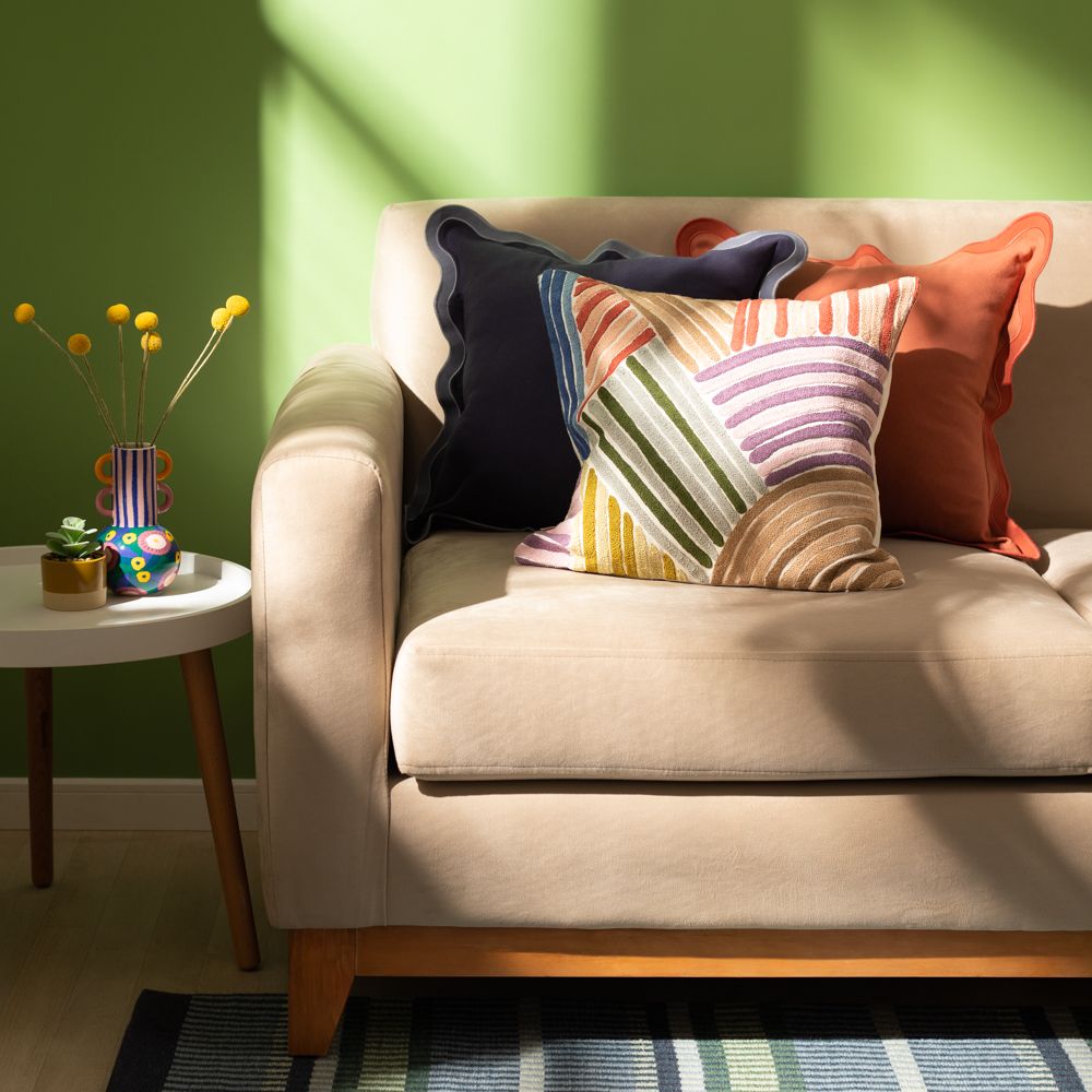 Cojín con borde ondas 45x45 cm