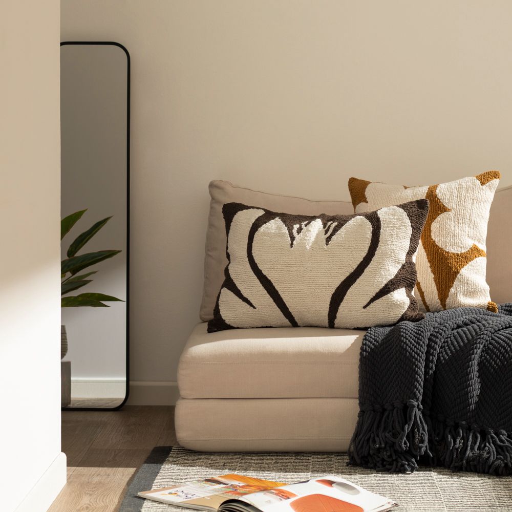 Cojín de algodón con borde de guirnalda ​​60x40 cm