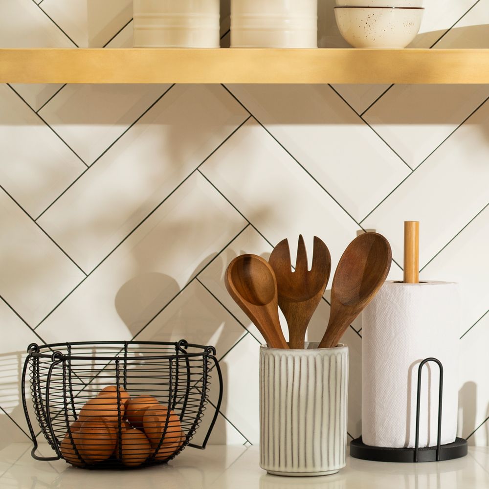 Canasto de metal para cocina