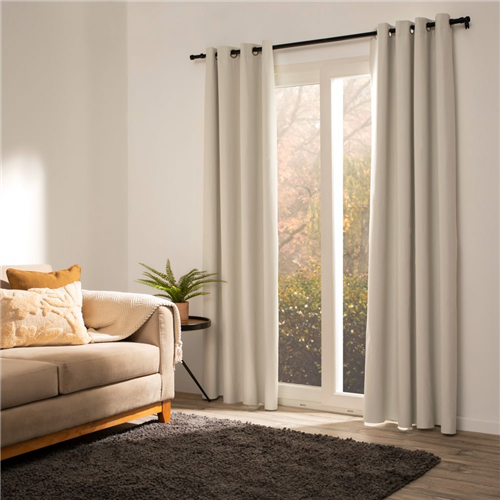 Cortina blackout color ojillos 140x240 cm