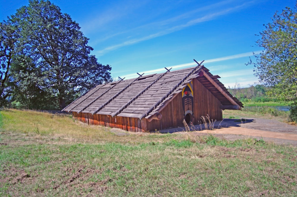 ALTTEXT: Enter key opens full-screen view with caption; escape key exits full screen.