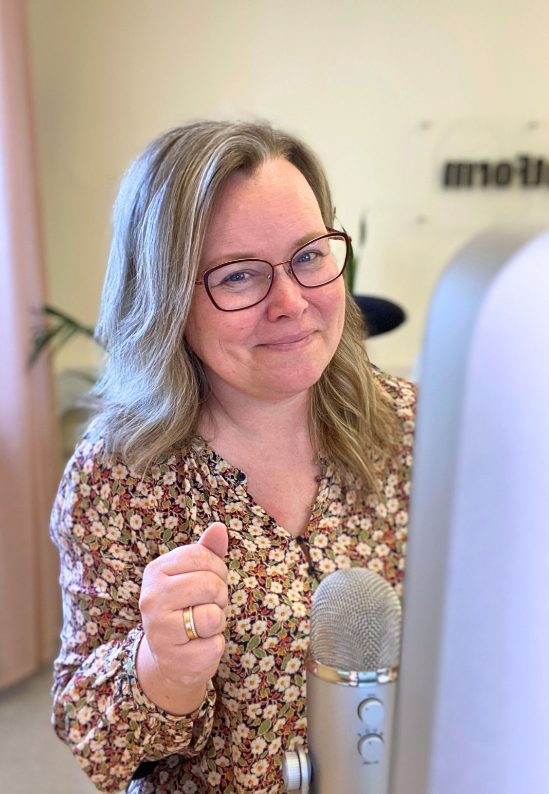 Jenny Sandfors på kontoret Jenny Sandfors på kontoret
