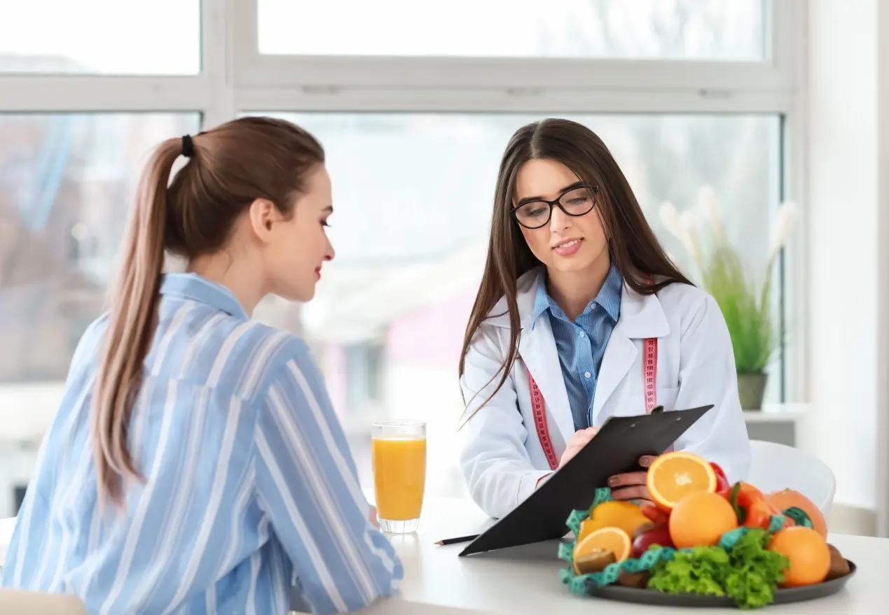 a dietician and nutritionist at the IBS clinic in brunswick