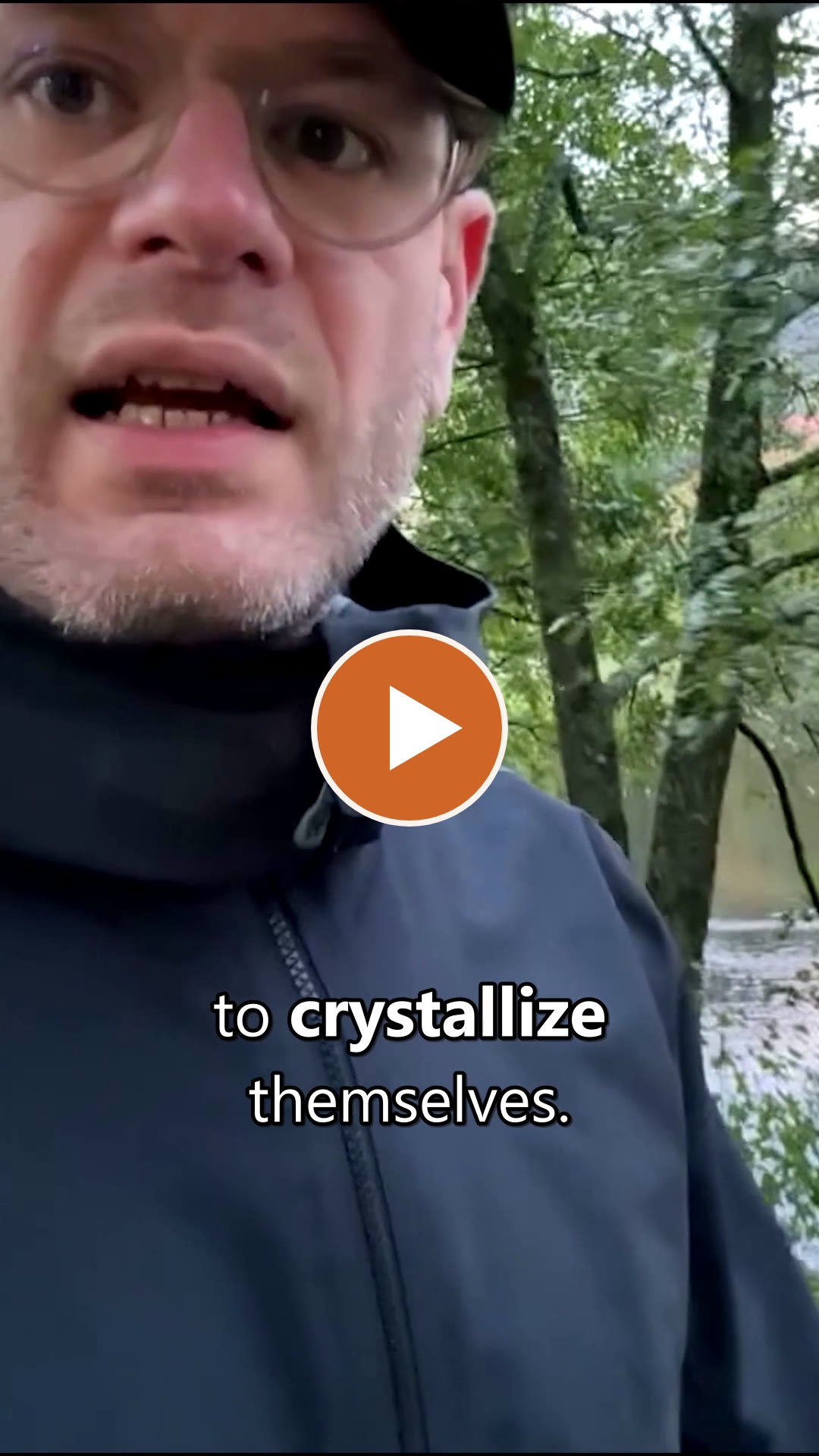 Play the video testimonial from Dušan Mihailović