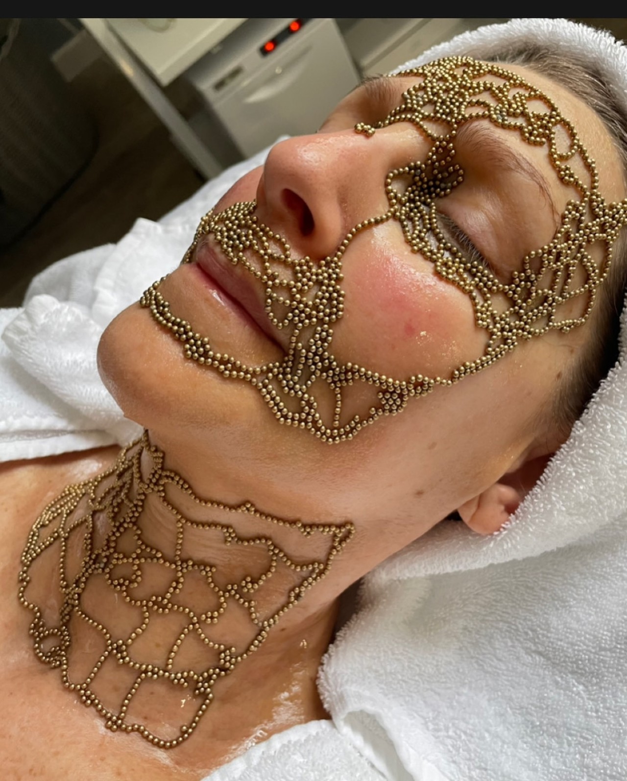 Qi beauty facial treatment