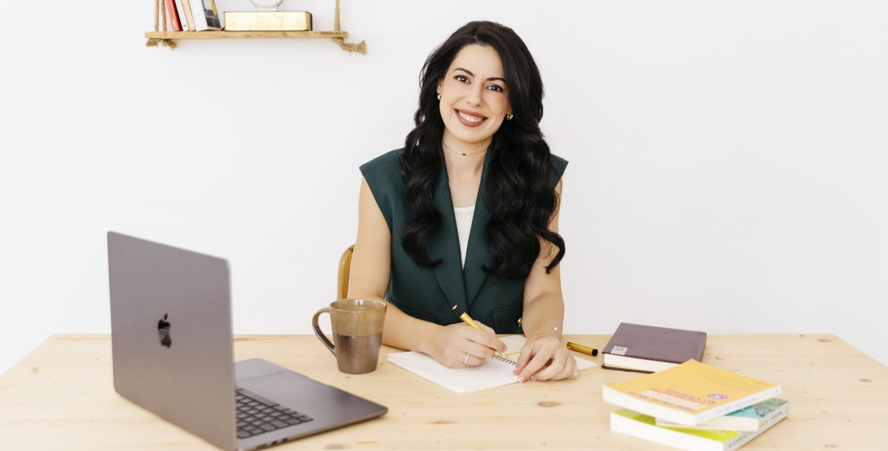 Mariana Gómez Bravo — instituciones