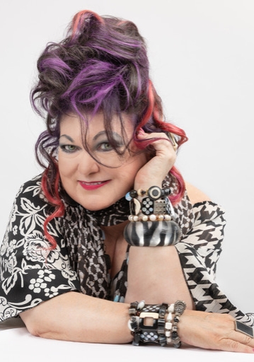 Zandra Bell, award-winning humorist and speaker
