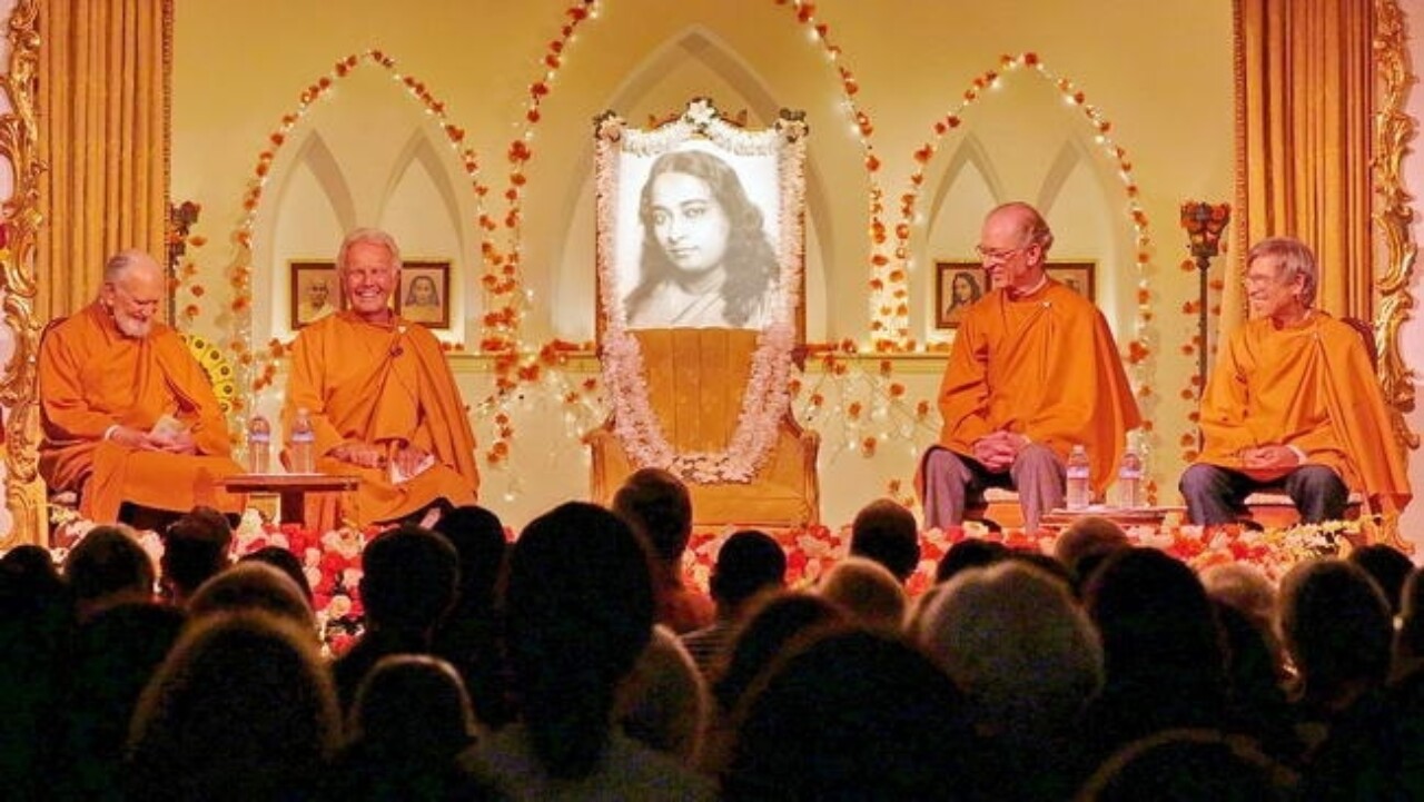 Brothers Achalananda, Santoshananda, Ishtananda, and Viryananda