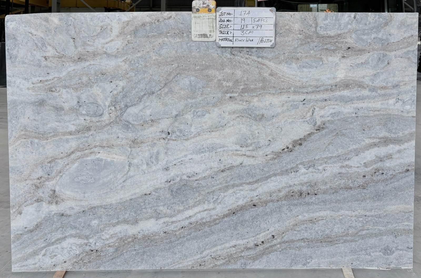 Lote 174 — River Blue Dolomite