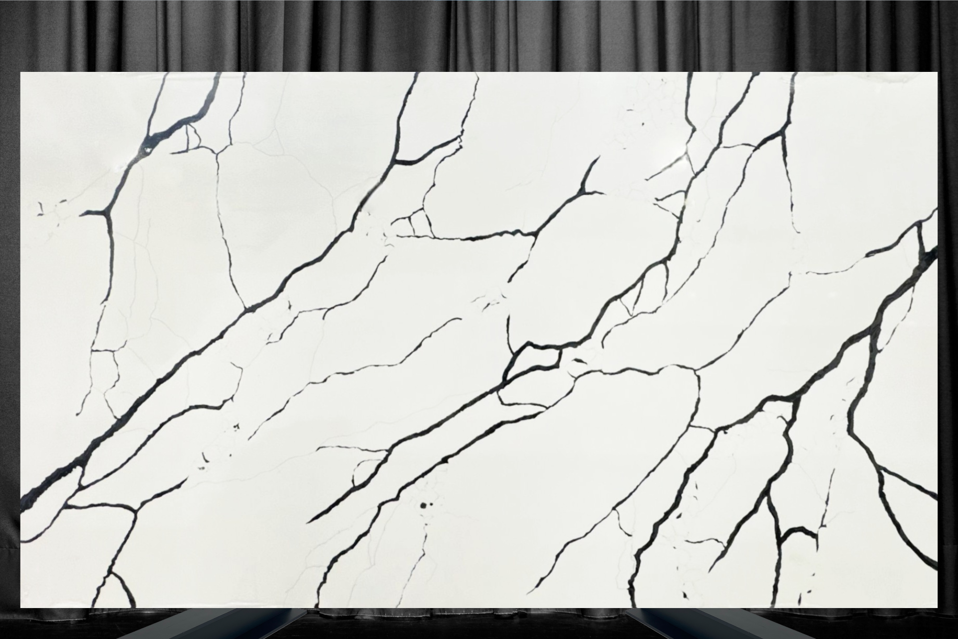 Thumbnail 2 of 2 for CRS - 3CM Calacata Nero Jumbo Quartz
