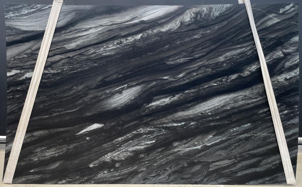 Lot 17407 — Black Swan Soft Leather