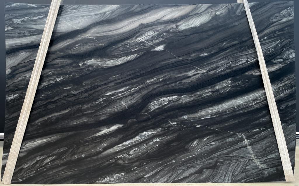 Lot 17407 — Black Swan Soft Leather