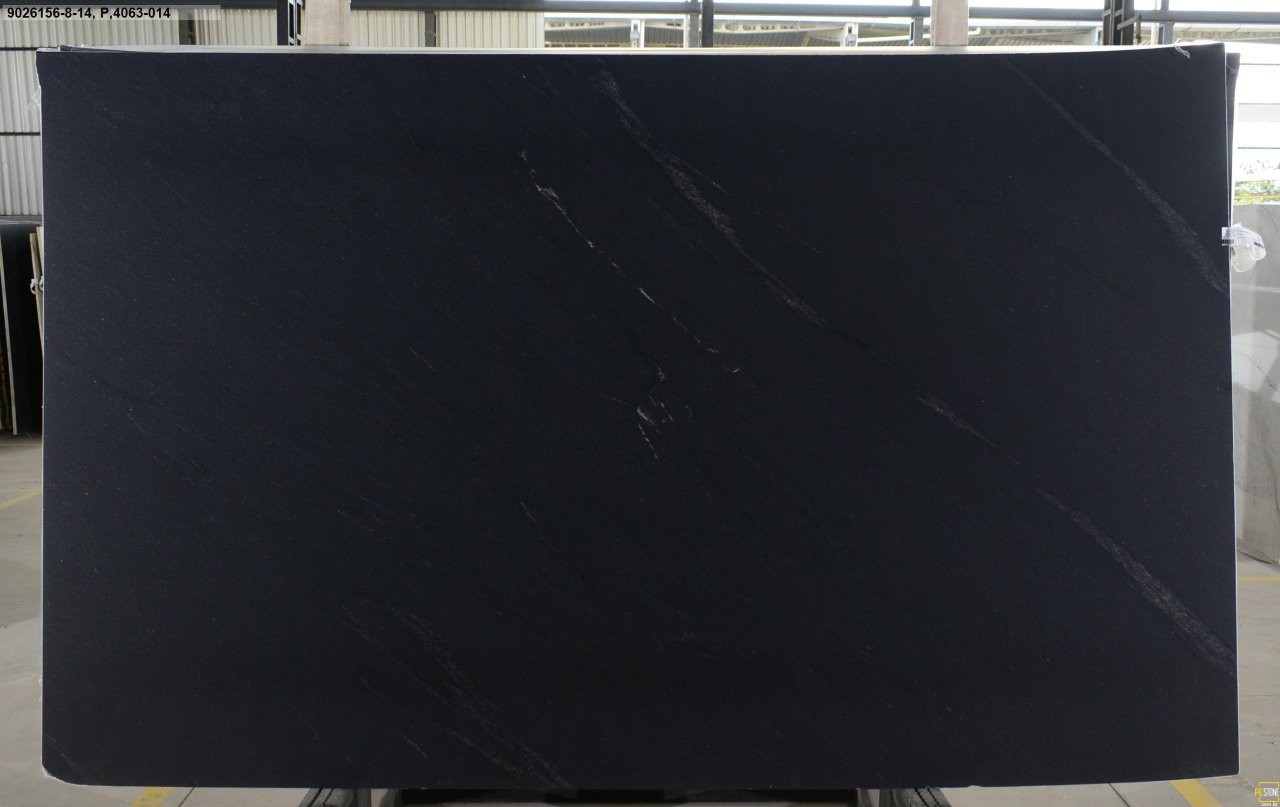 Lote 9026156 — Black Mist Honed