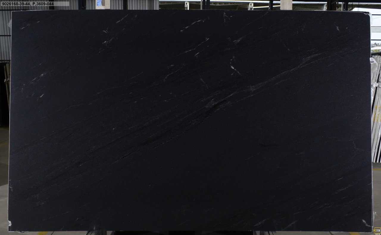 Lote 9026168 — Black Mist Honed