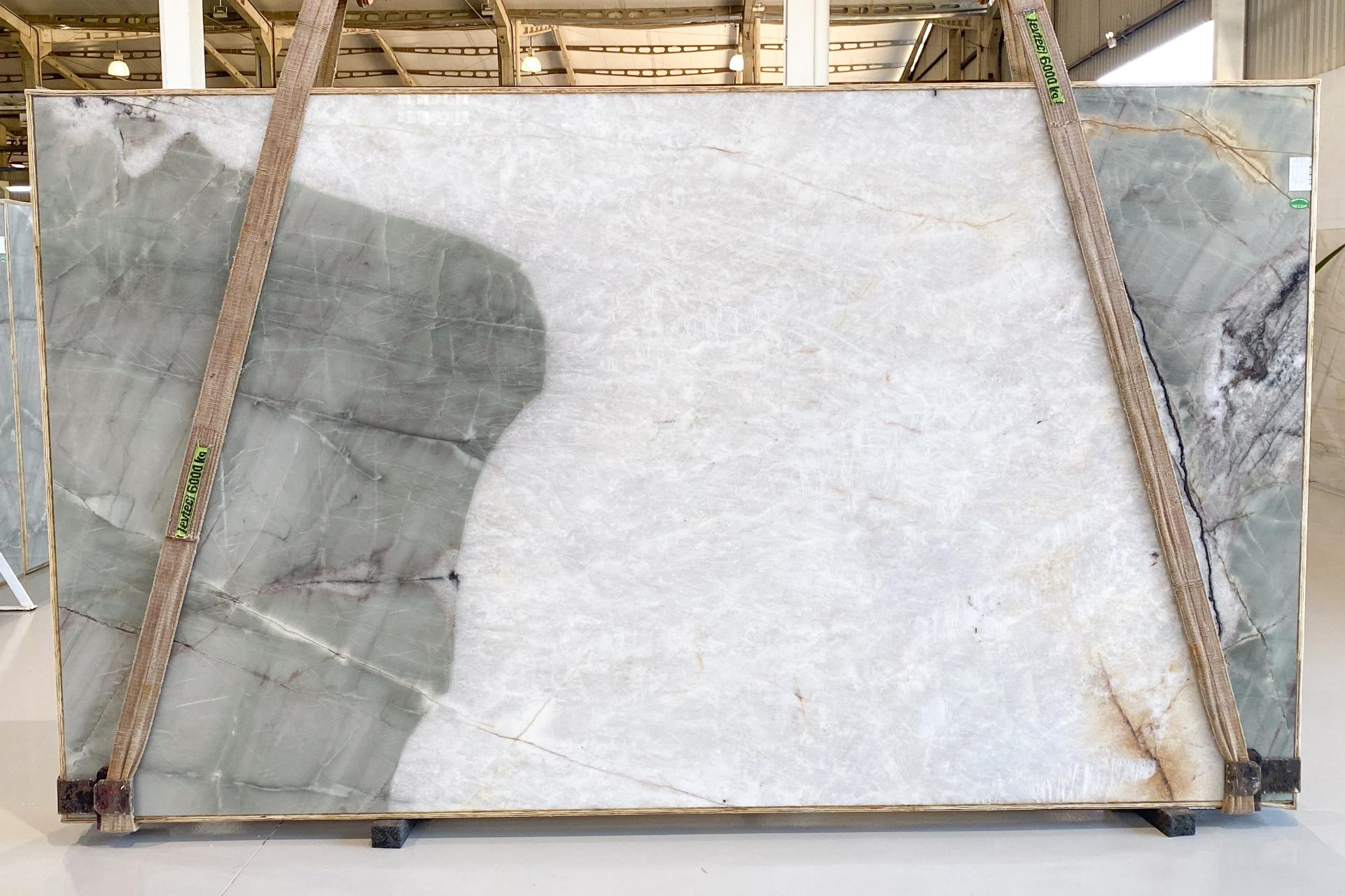 Lote 202370 — Botanic Crystal Quartzite