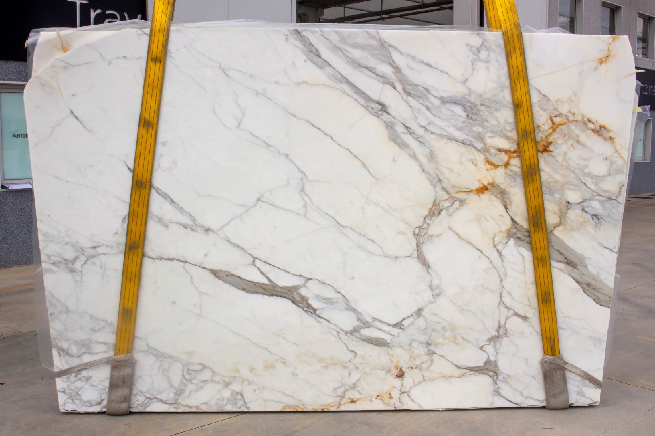 Thumbnail 2 of 2 for Calacatta Gold Honed Marble
