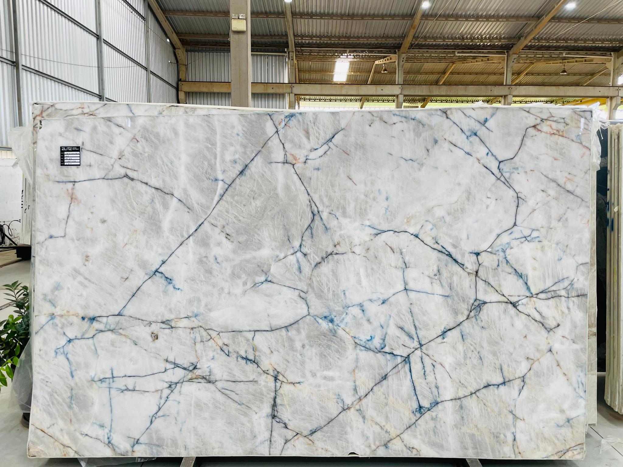 Thumbnail 2 of 2 for Iceberg Cristallo Quartzite