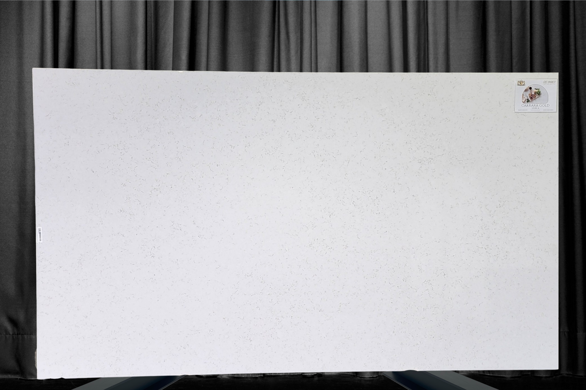 Lote 20260707 — 3cm Carrara Gold Super Jumbo Quartz