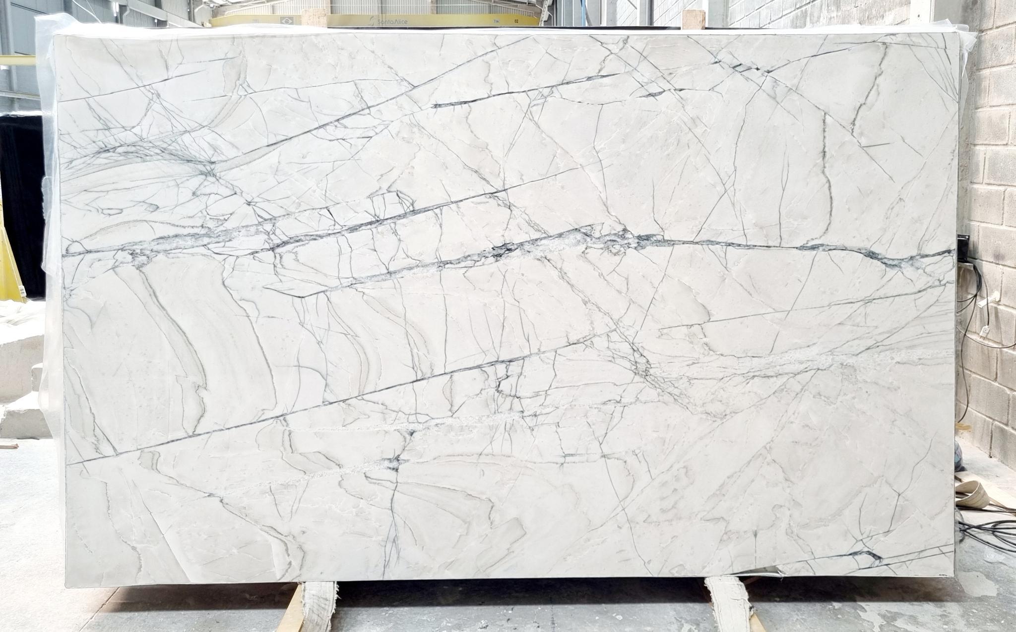 Thumbnail 3 of 3 for White Lux Quartzite