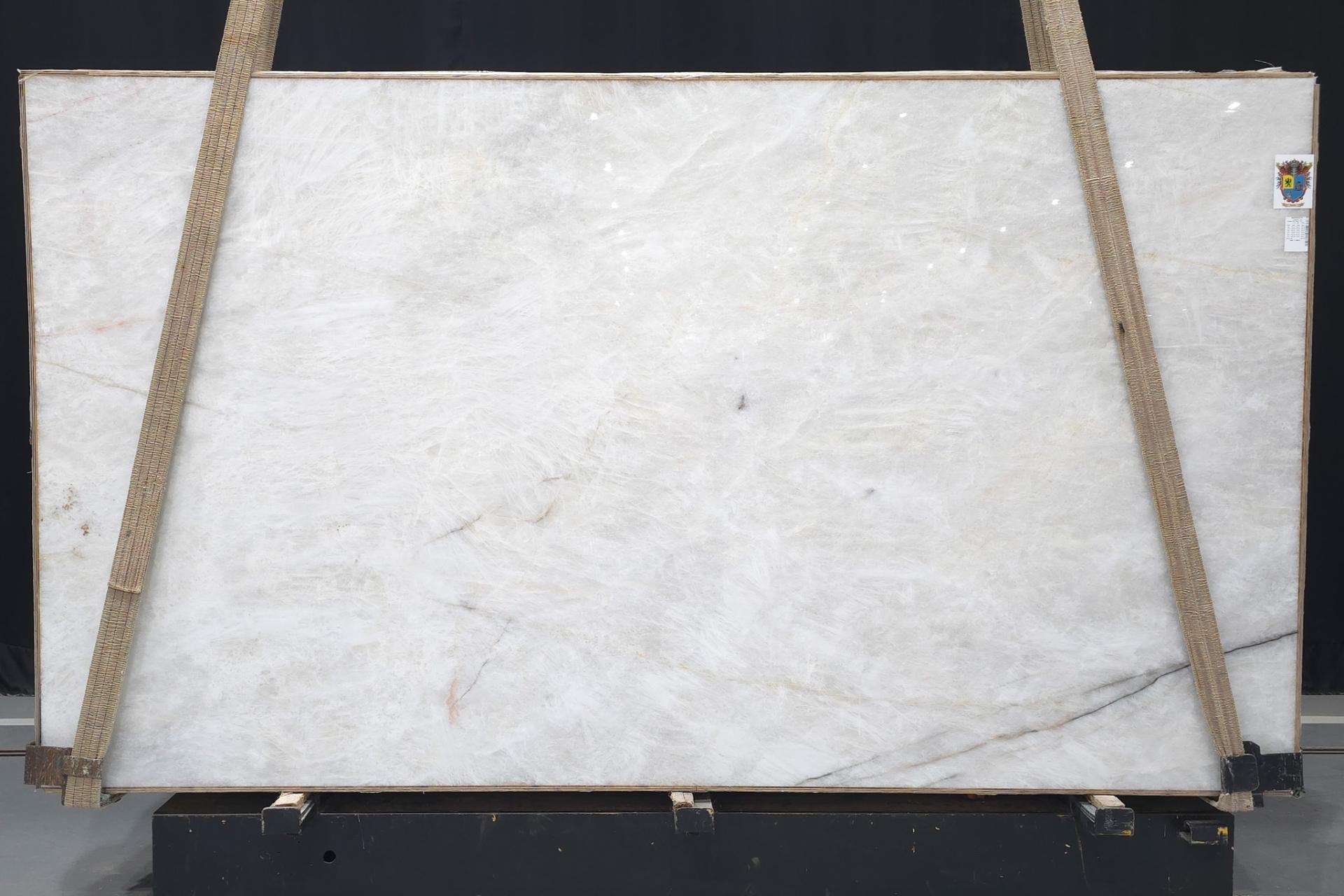 Lot 209242 — Cristallo Di Lusso Quartzite