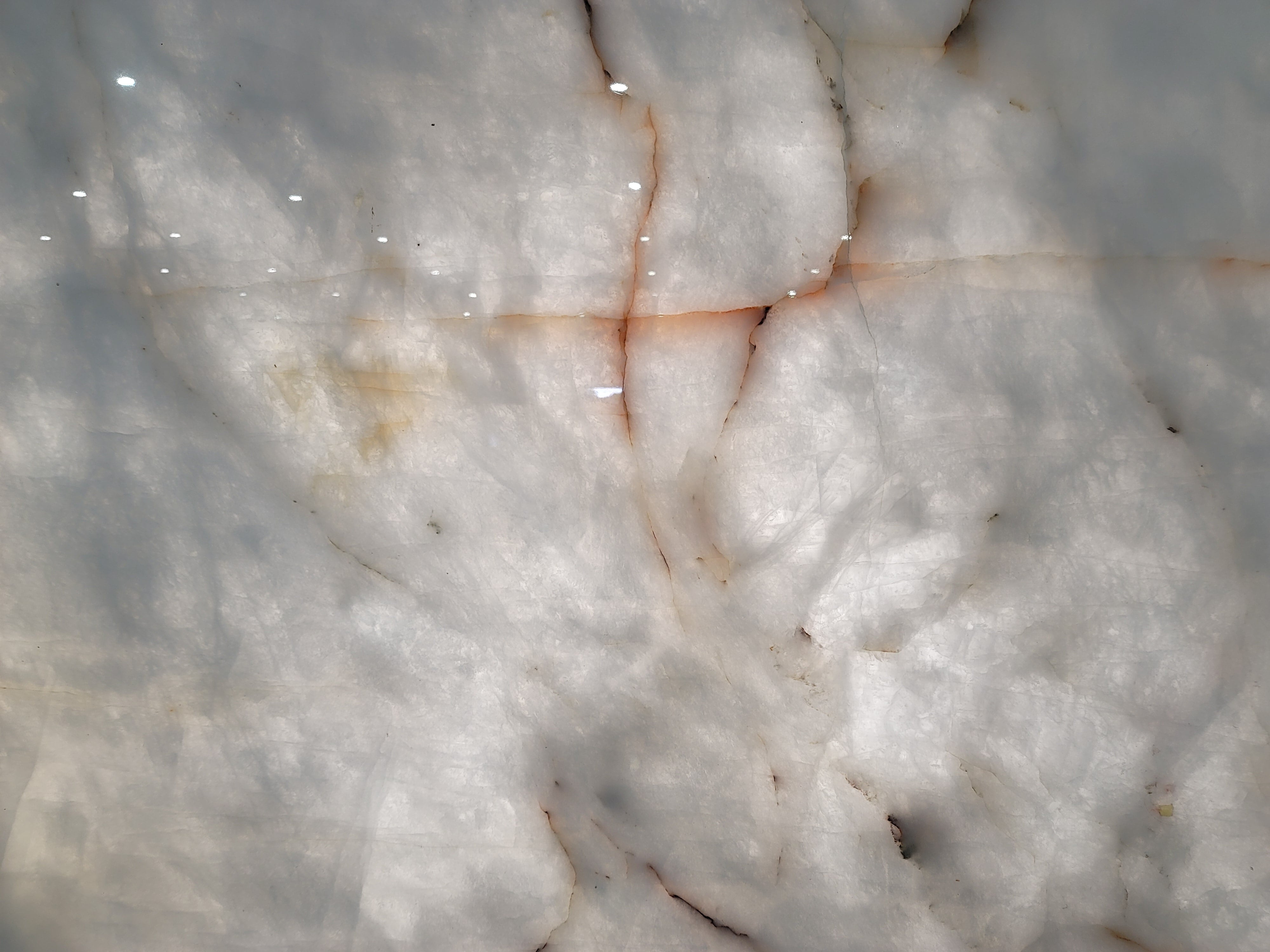 Lucent Quartzite Quartzite