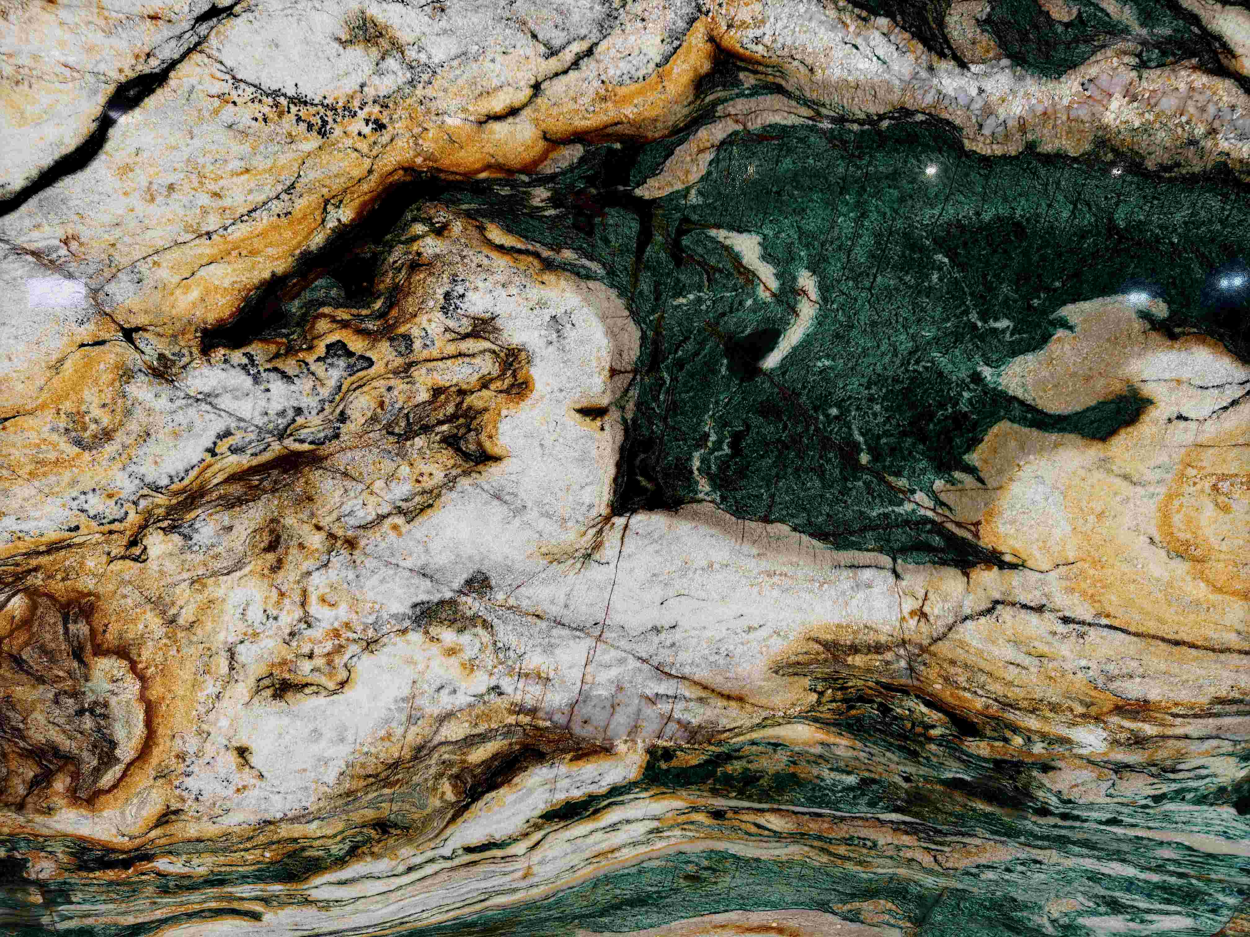 Acque Luise Quartzite