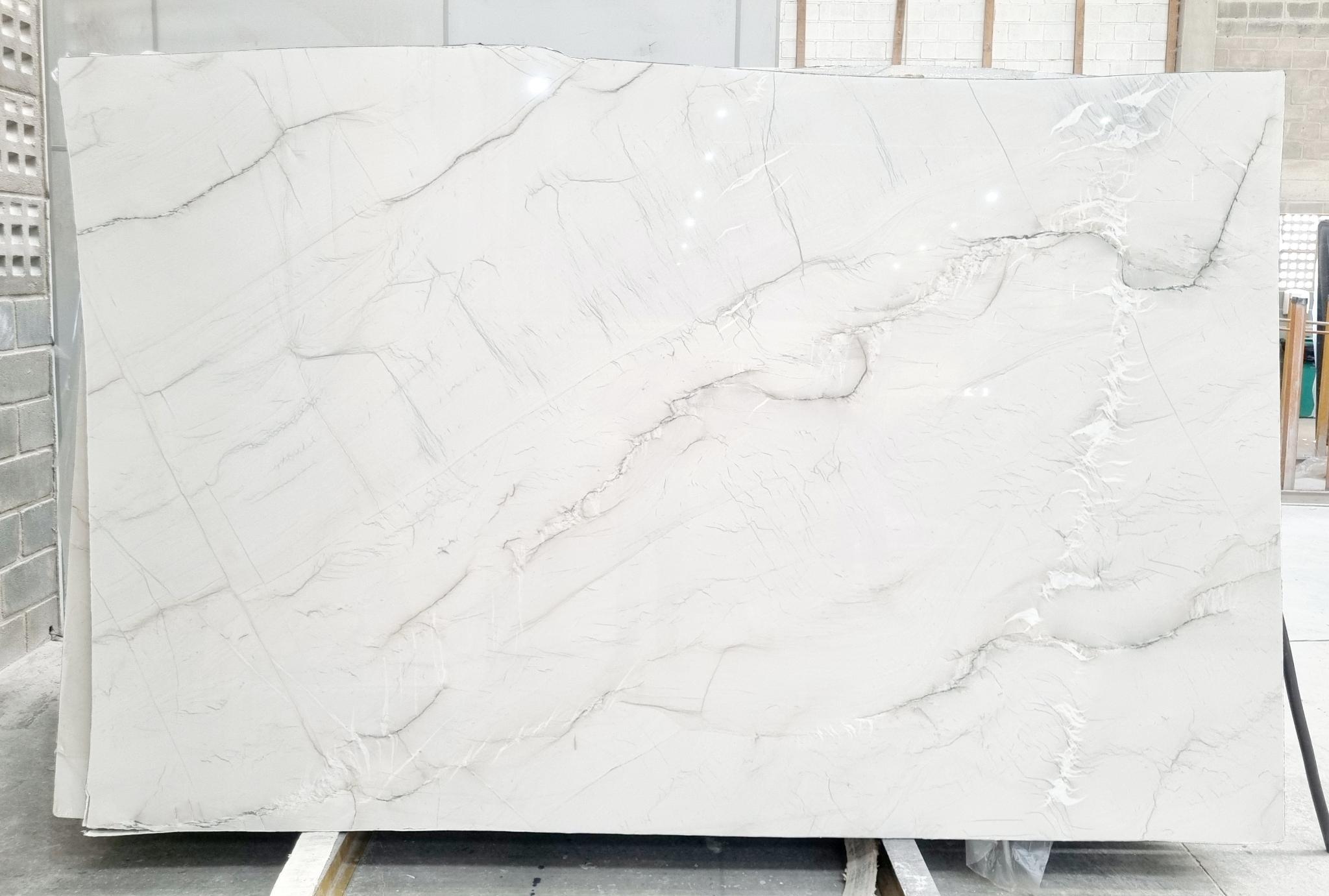 Lot 645 — Le Blanc Soft Quartzite Leathered