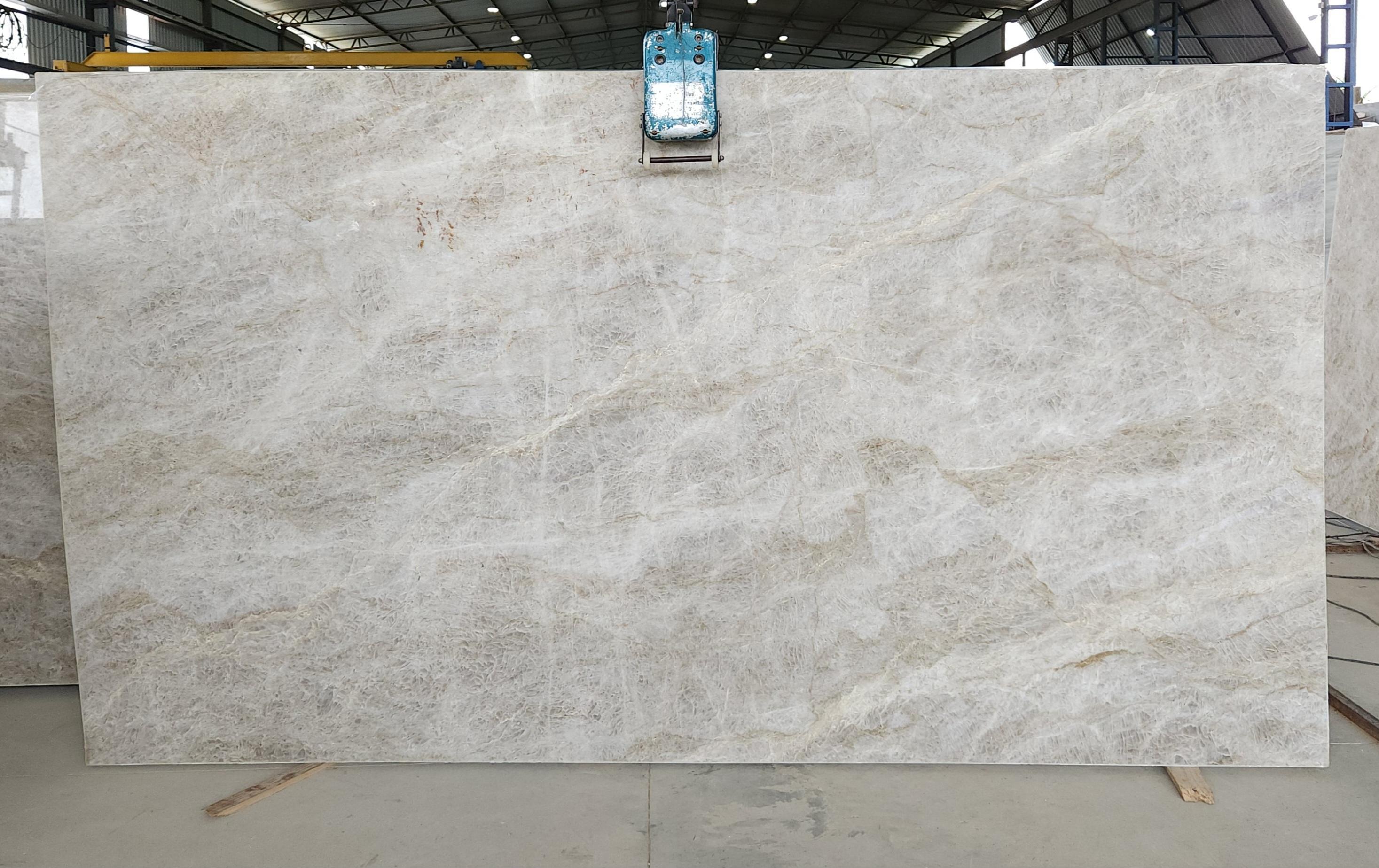 Lote 730 — Taj Mahal Santana Quartzite