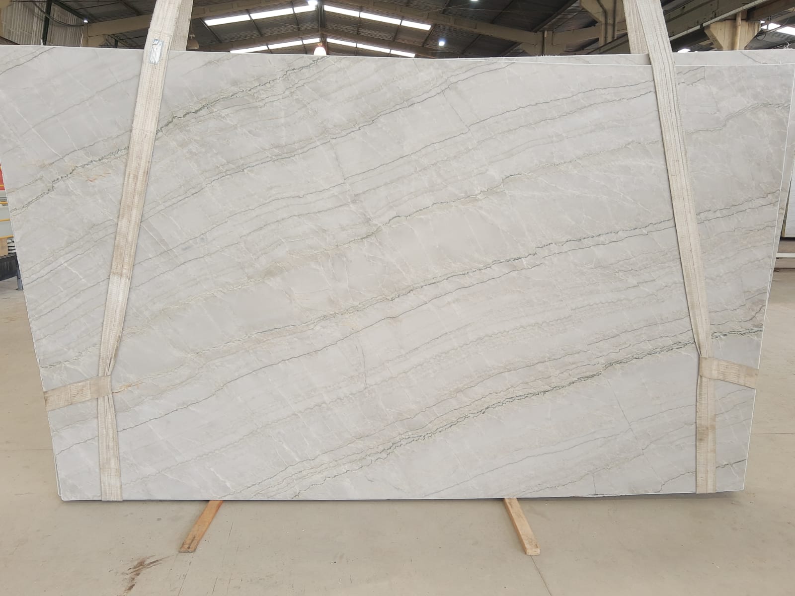 Thumbnail 2 of 2 for Perla Vento Quartzite