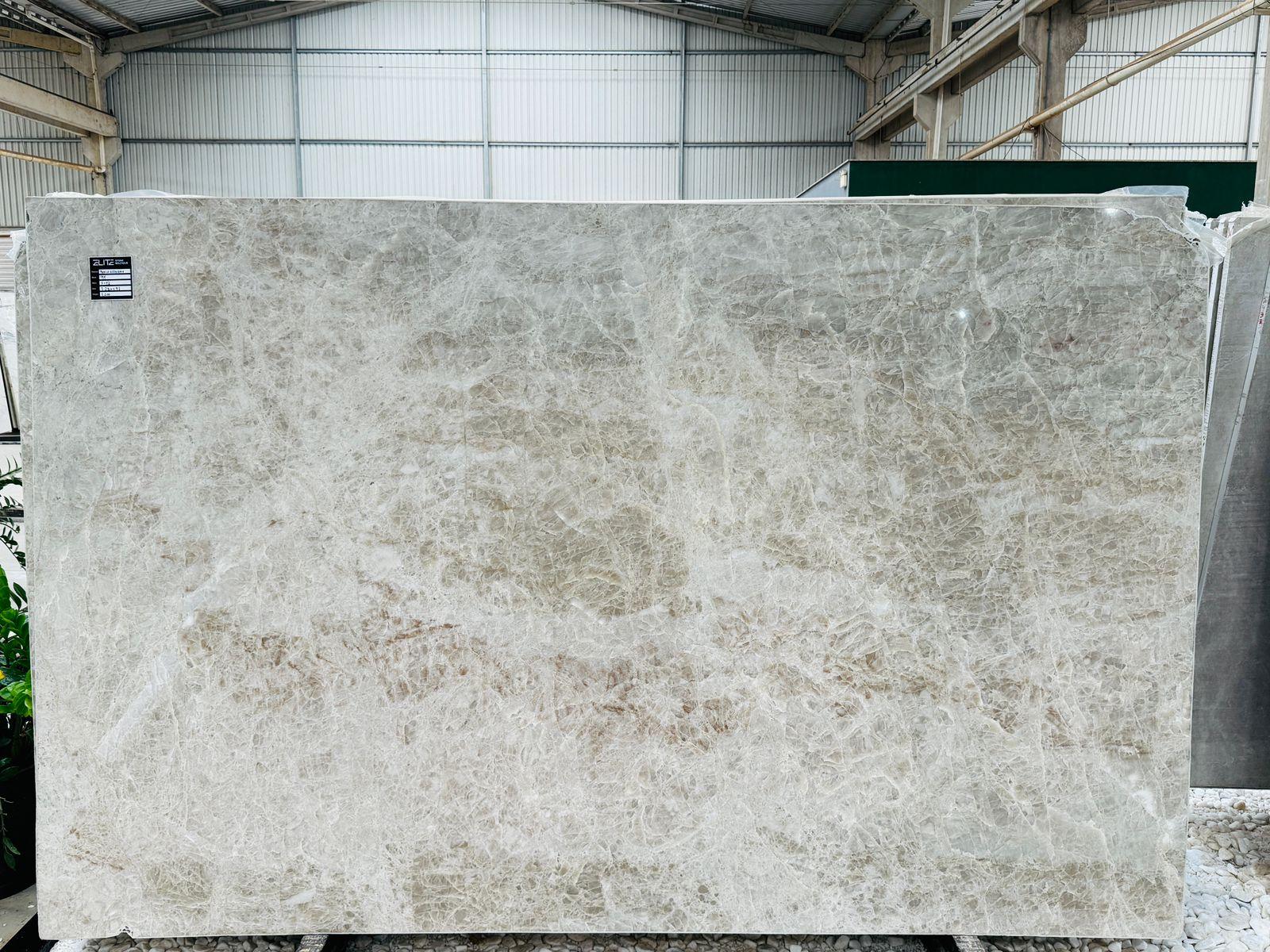 Lote 000000141 — Perla Elegance Quartzite