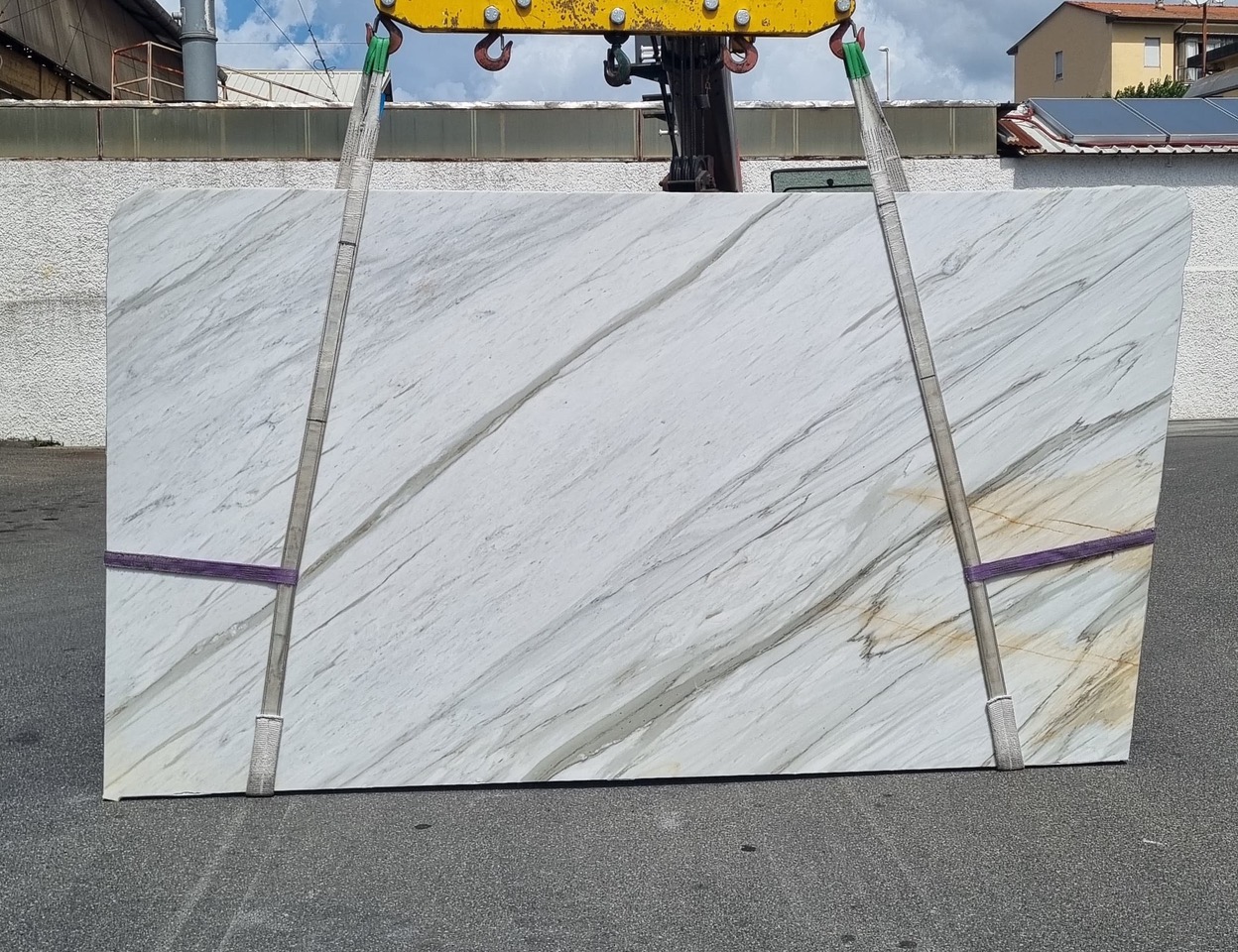 Lot 13896 — Calacata Cremo Honed Marble