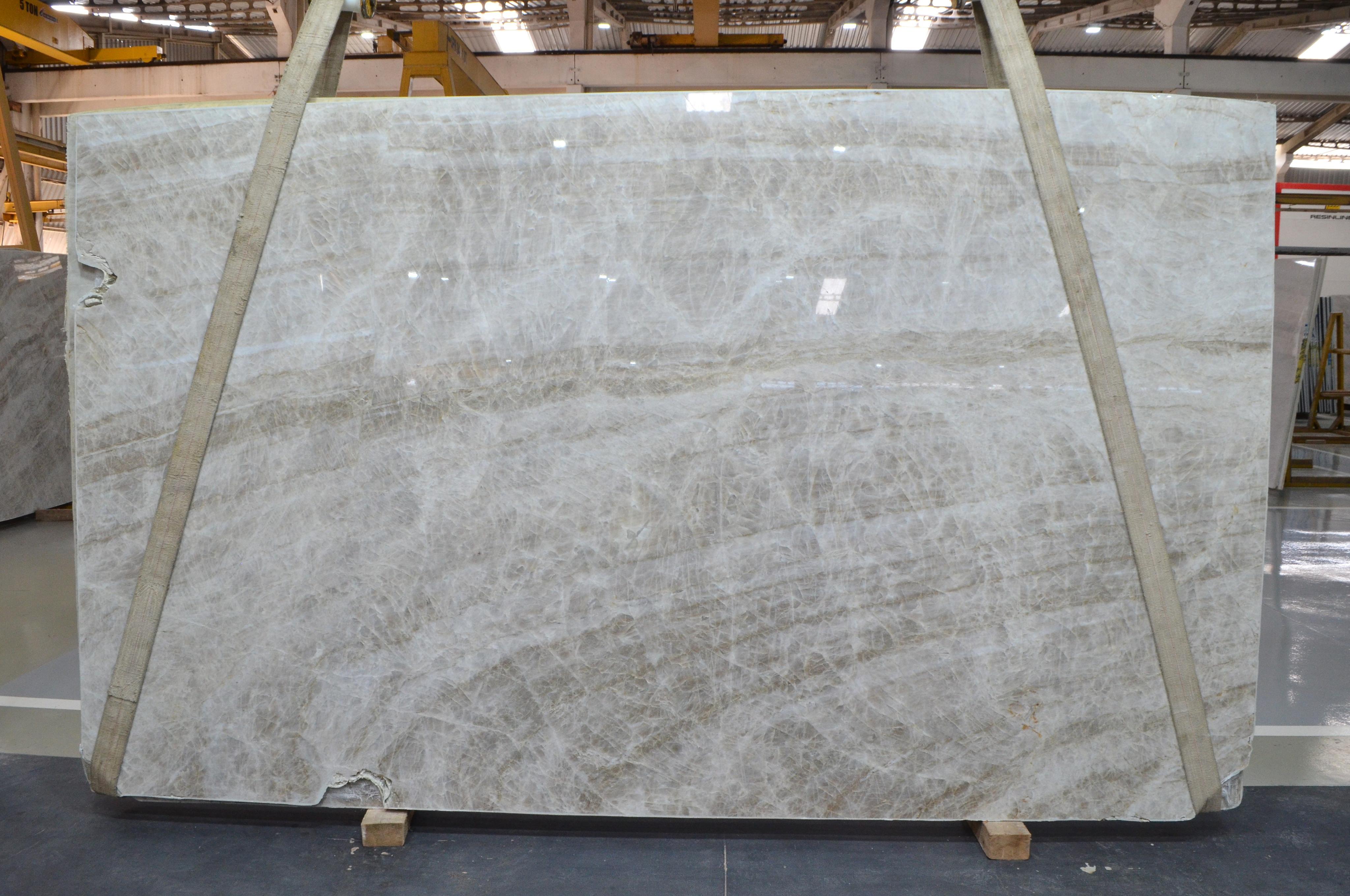 Lot 23108 — Taj Mahal Santana Vintage Quartzite Leather