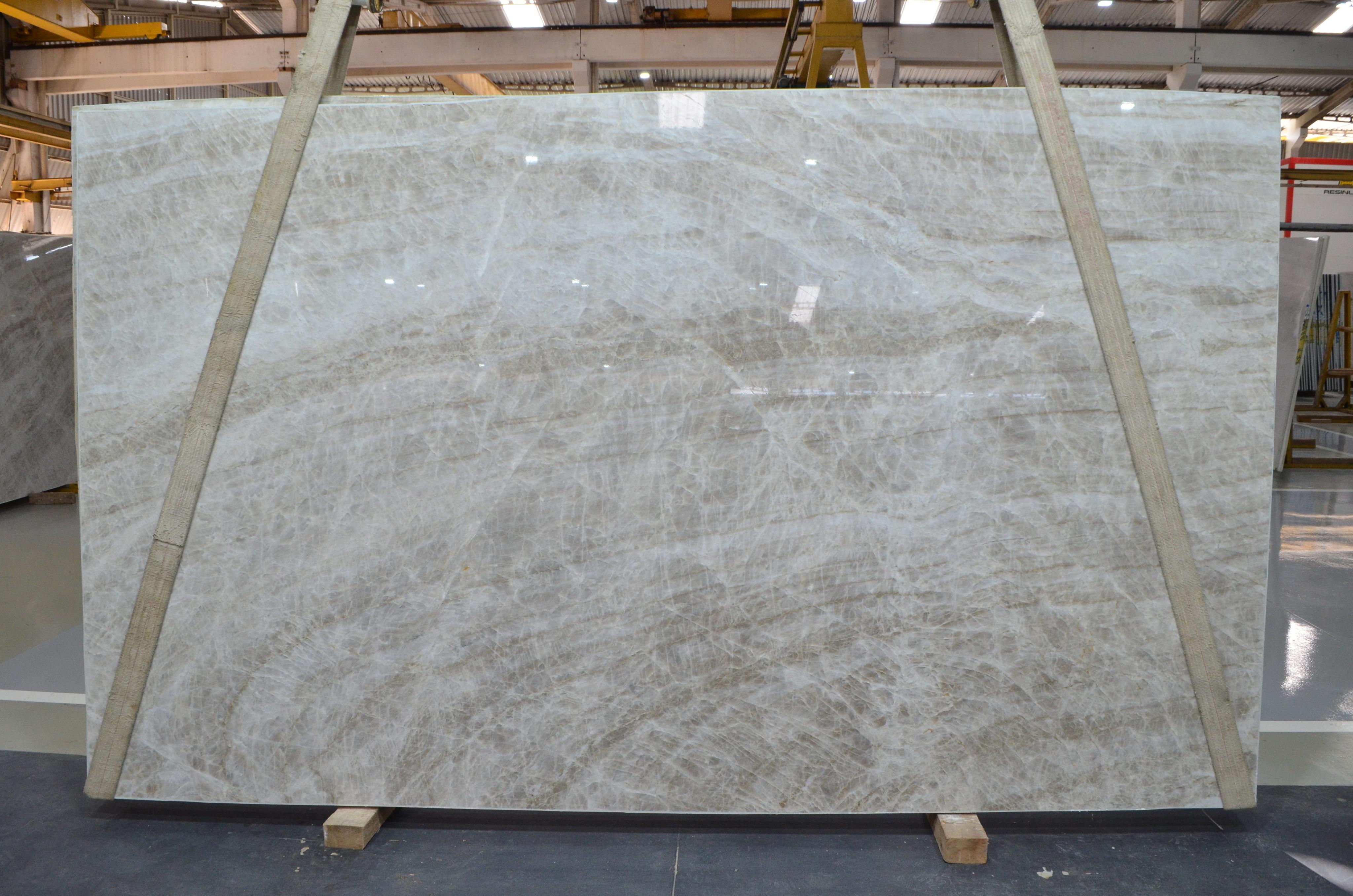 Lot 23108 — Taj Mahal Santana Vintage Quartzite Leather