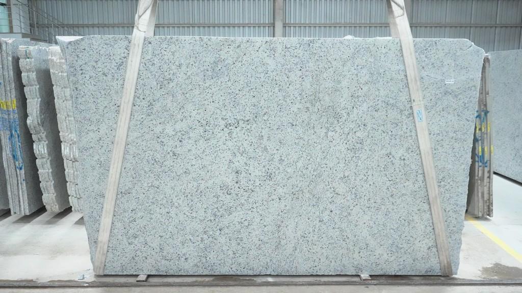 Thumbnail 3 of 5 for Dallas White Extra