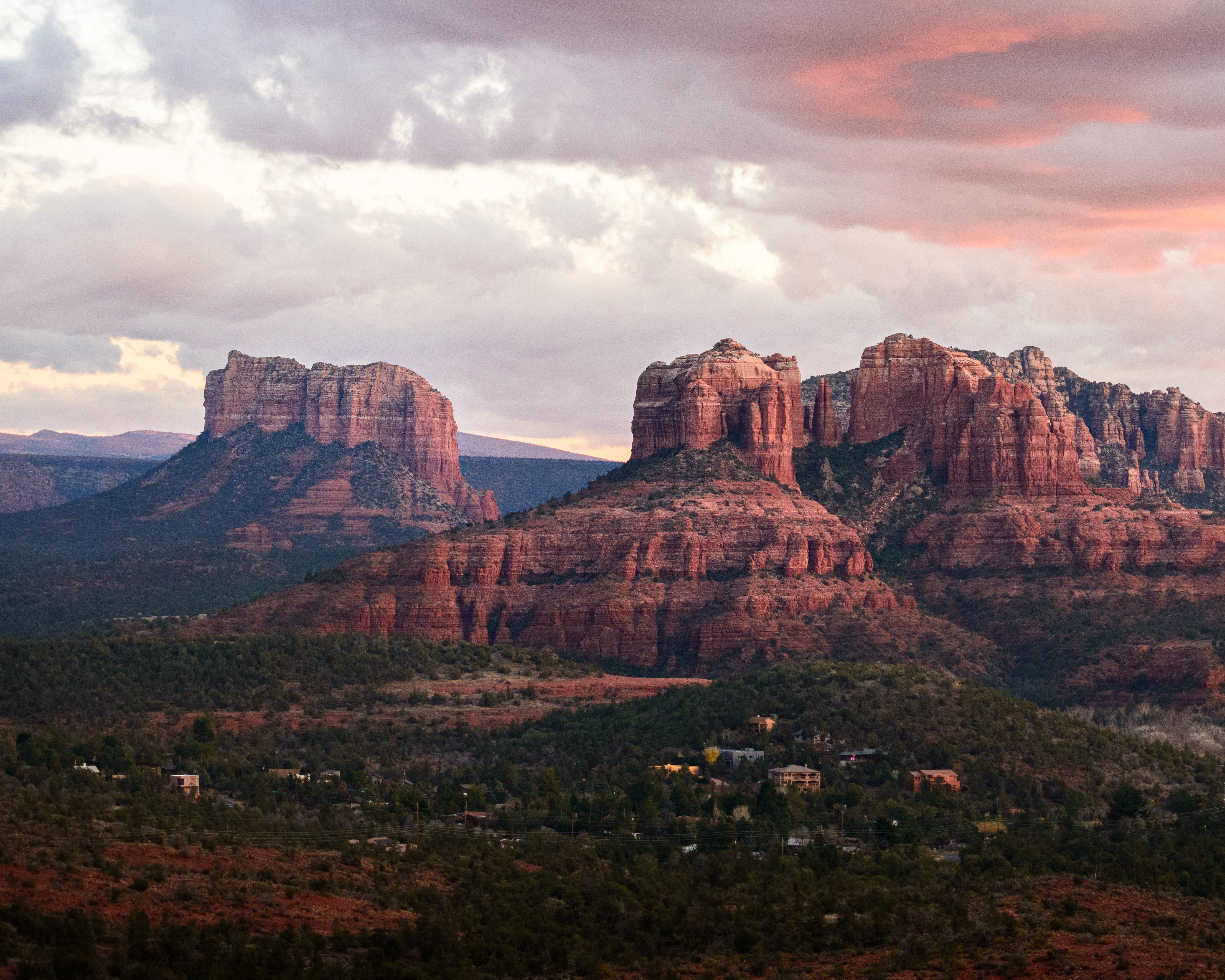 sedona mountains at sunset