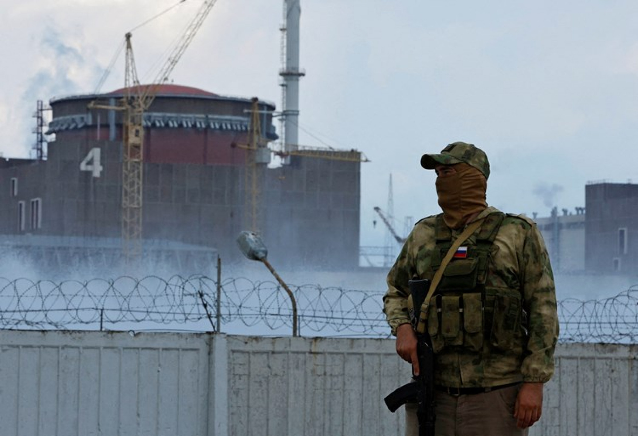Putin issues a decree transferring ownership of the Zaporozhye nuclear power plant to Russia