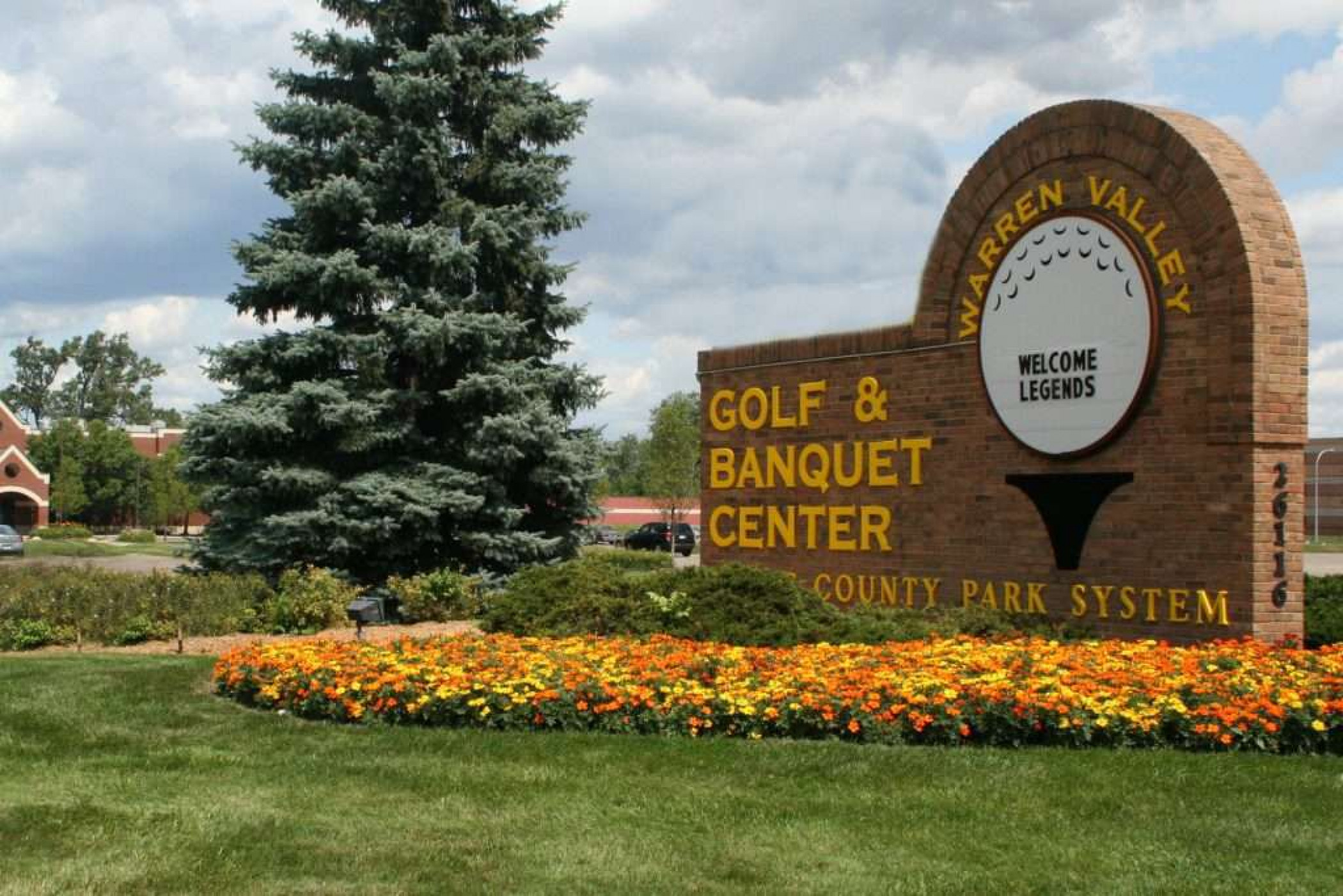 Issa Brothers given contract to operate Warren Valley Golf Course